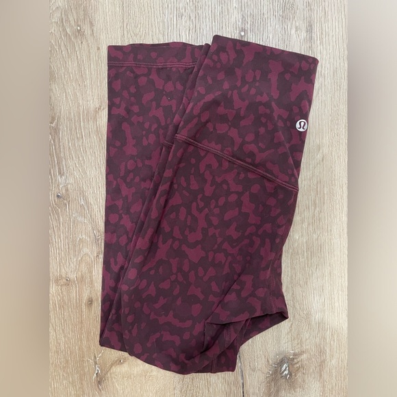 Lululemon Align High Rise Purple Leopard Leggings Cropped - Picture 7 of 8